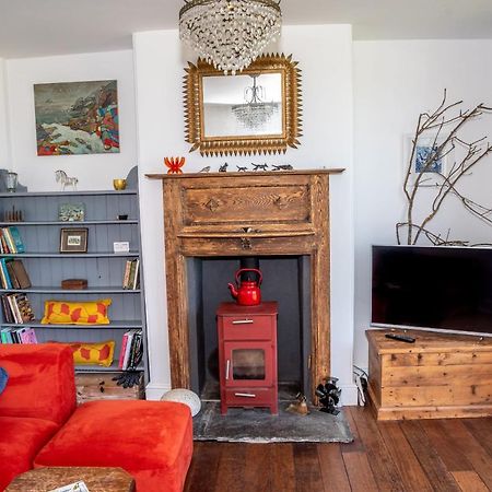 Finest Retreats - Western Watch - Sea Views, Pets Accepted, Sleeps 6 Lower Boscaswell 외부 사진