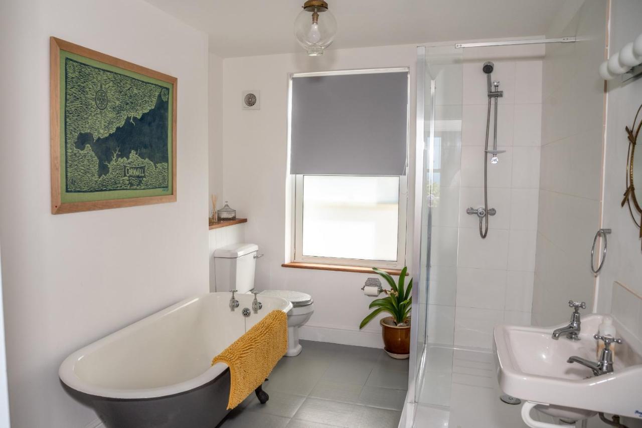 Finest Retreats - Western Watch - Sea Views, Pets Accepted, Sleeps 6 Lower Boscaswell 외부 사진