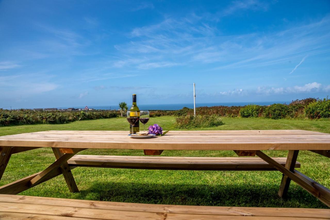 Finest Retreats - Western Watch - Sea Views, Pets Accepted, Sleeps 6 Lower Boscaswell 외부 사진